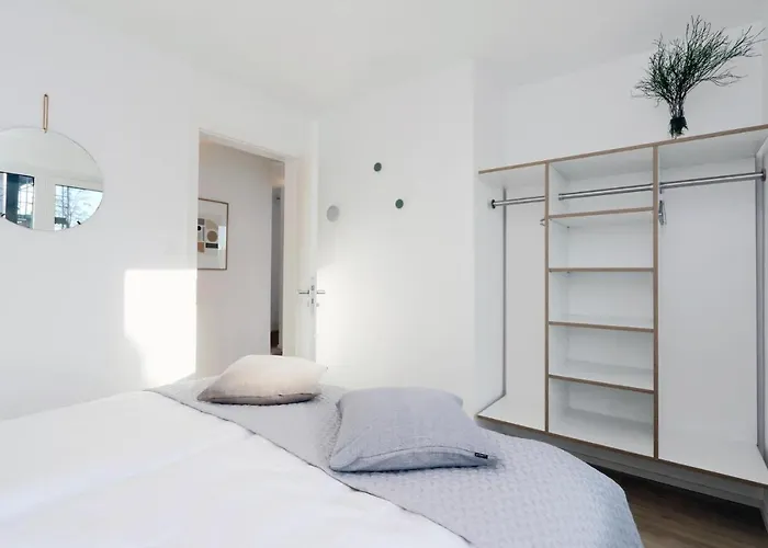 Lovely In Lembruchduemmer *